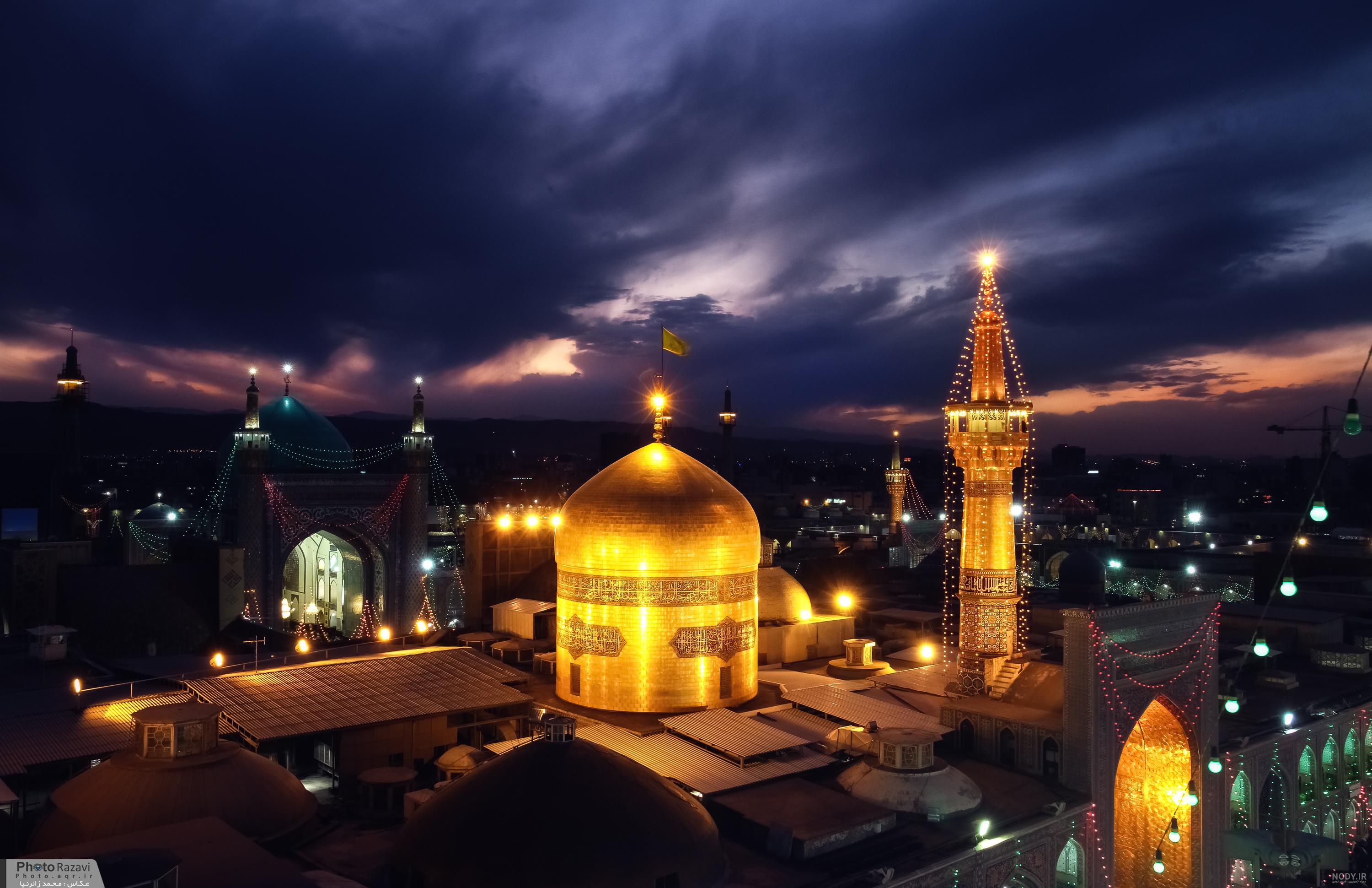 Bosnian students visit Imam Reza holy shrine