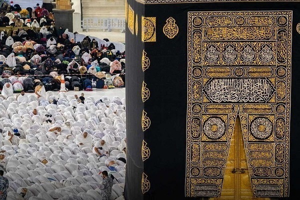 Exam planned to selected clerics accompanying Iranian Umrah pilgrims
