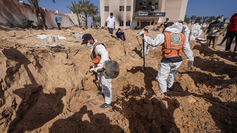  International inquiry urged for Gaza hospital mass graves