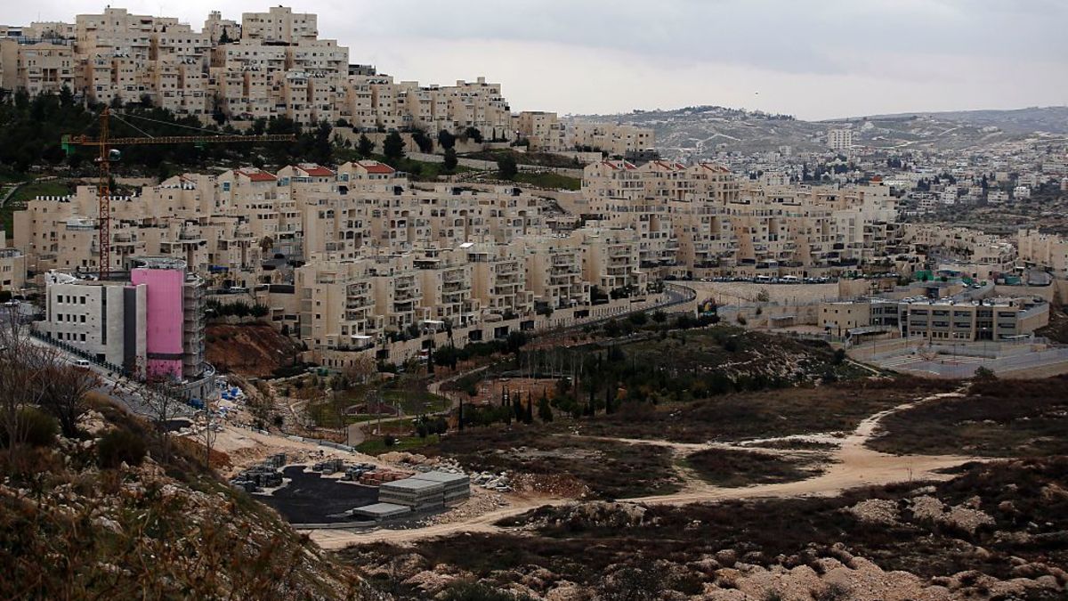 80,000 Israeli settlers flee out of fear of Hezbollah strikes: Former military head