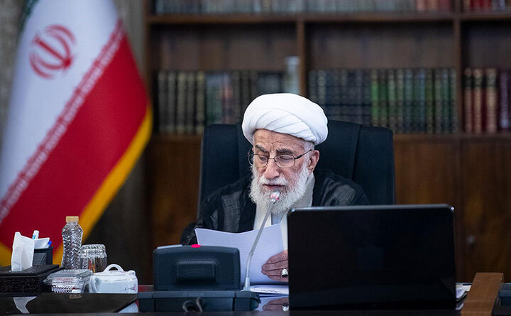 Muslims should not be indifferent to Zionists' crimes: Senior cleric