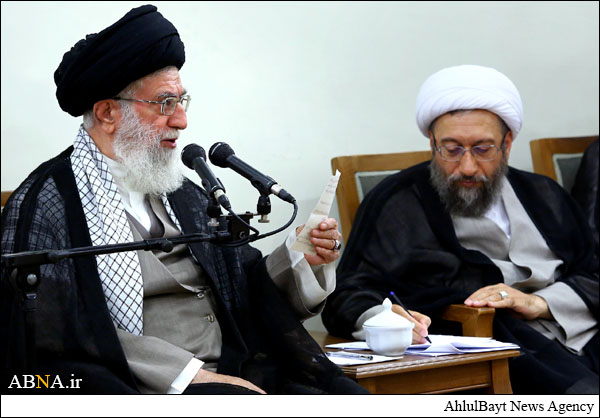 رهبر انقلاب: آنچه که در عراق روی داده است، جنگ شیعه و سنی نیست