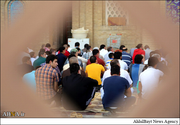 نماز عید فطر در اماکن مذهبی عراق + تصاویر
