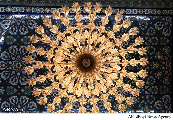 گزارش تصویری/ لوسترهای حرم مطهر امام حسین(ع)