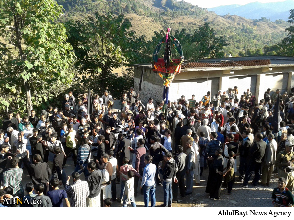تصاویر/ مراسم عزای حسینی در دو شهر "سرنکوت" و "حسین آباد"