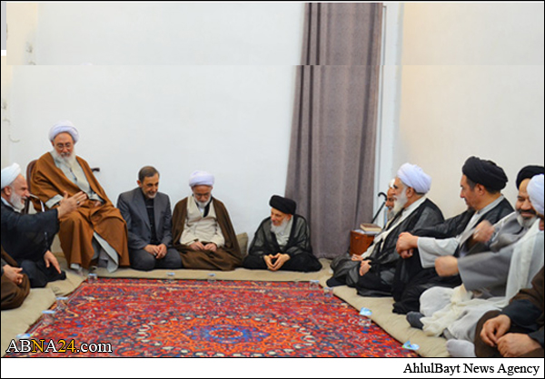 آیت الله حکیم در دیدار اعضای شورای عالی مجمع:  الان در زمان فتنه هستیم؛ راه صحیح اسلامی را روشن کنید
