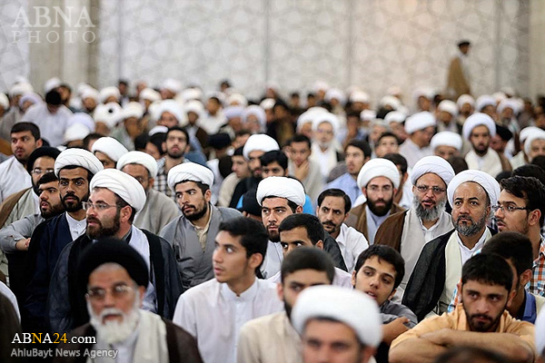 دیدار صمیمی طلاب حوزه علمیه با آیت الله اعرافی برگزار می‌شود