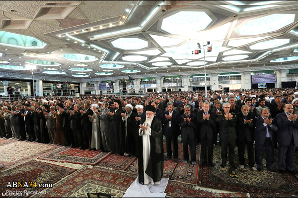نماز عید فطر به امامت مقام معظم رهبری اقامه شد + گزیده بیانات