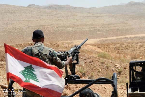کشته و زخمی شدن ۲ نیروی ارتش لبنان در حمله افراد مسلح 