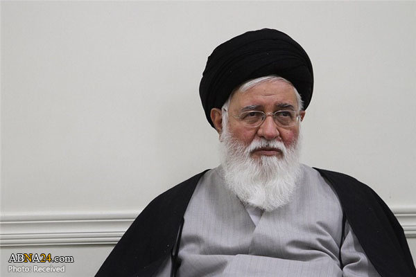 آیت الله علم‌الهدی: بسته شدن درهای حرم مطهر رضوی برای حفظ سلامت ارادتمندان حضرت امام رضا (ع) است
