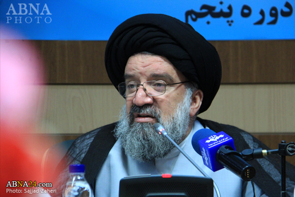 آیت‌الله خاتمی: برای رعایت پروتکل‌های بهداشتی در مجالس عزاداری فرهنگ سازی شود/ مساجد، حرم‌ها و مجالس دینی کانون‌های گسترش کرونا نیستند 