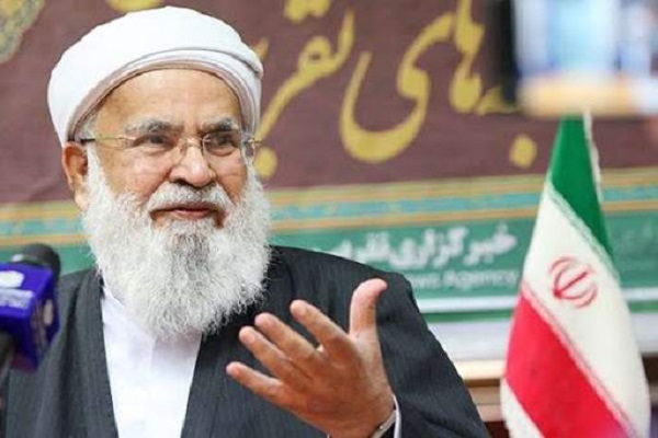 مولوی اسحاق مدنی: آیت الله خسروشاهی انسانی بسیار دوراندیش و اهل سعه صدر بود


