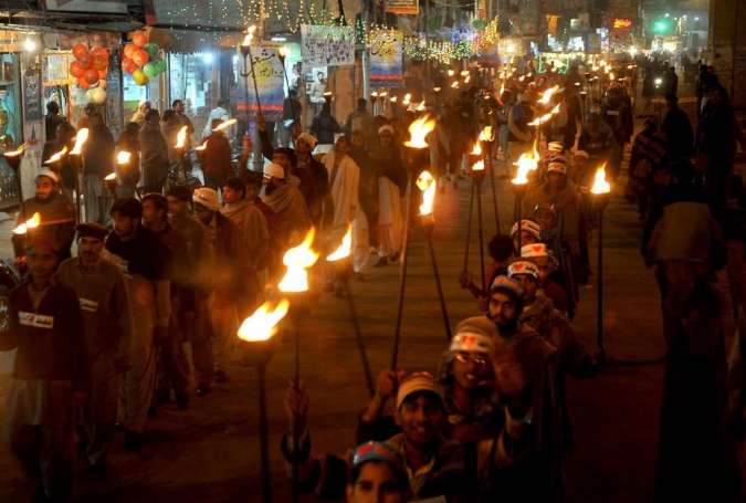لاہور، تحریک منہاج القرآن کے زیراہتمام استقبال میلاد مشعل بردار ریلی