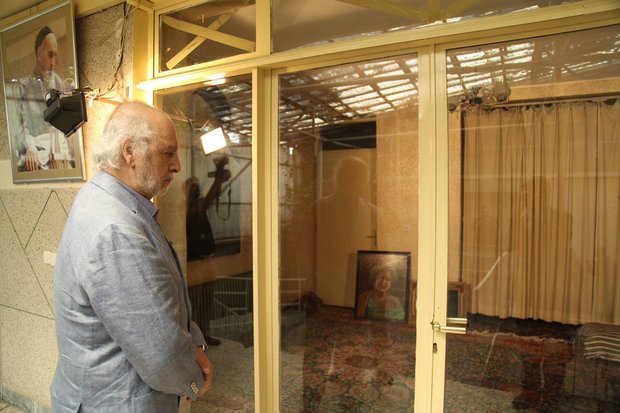 Famous filmmaker Chilean visits Jamaran, praises Imam Khomeini (RA)