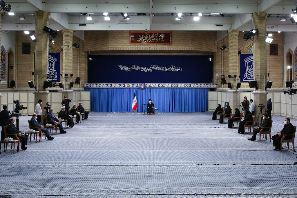 Imam Khamenei: Avenging Murder of General Soleimani "Certain"