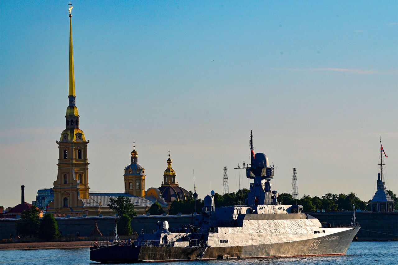 Navy commander terms presence of Iranian ships in Gulf of Finland as historic